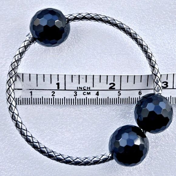 BOTTEGA VENETA Triple Onyx Bead Intrecciato Sterling Silver Bangle Bracelet - Picture 6 of 9